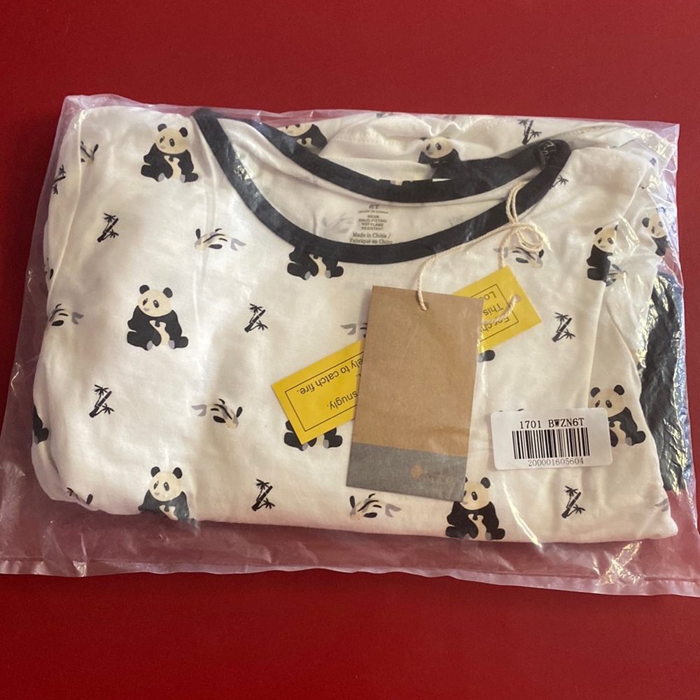 NWT Kyte Baby Black & White Zen Pajamas